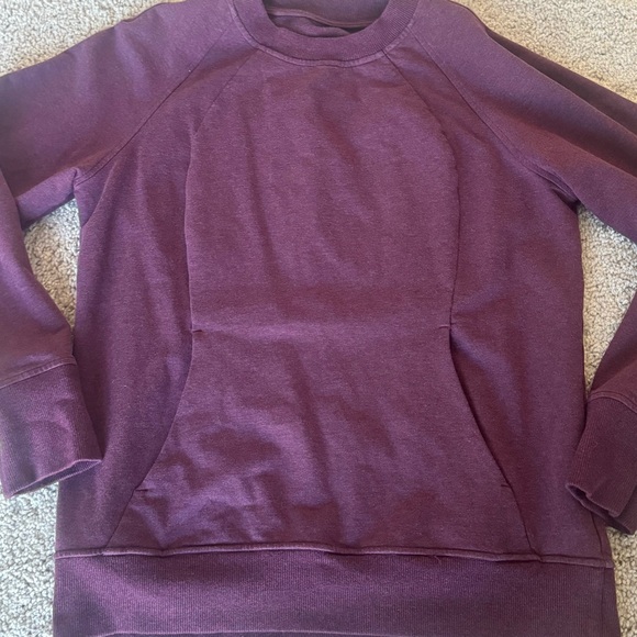 Lululemon Scuba Crew
Heathered Marvel in Size 10 - Picture 3 of 6